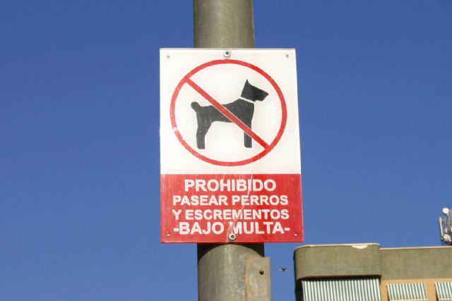 Prohibido pasear excrementos en Águilas - 1, Foto 1