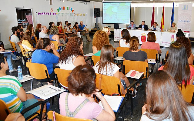 Más de 50 universitarios participan en un curso sobre prevención de drogodependencias en espacios educativos no formales - 1, Foto 1