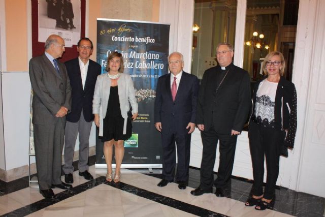 Cámara apoya con su presencia la gala solidaria a beneficio de Proyecto Hombre - 1, Foto 1