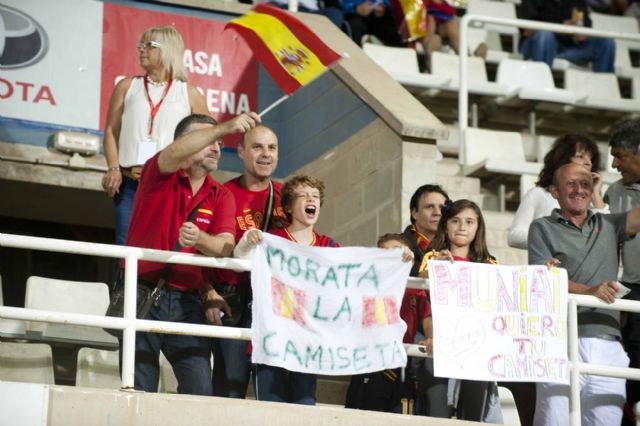 Lleno hasta la bandera en el Cartagonova para ver a La Rojita que derrotó por la mínima a Hungría - 1, Foto 1