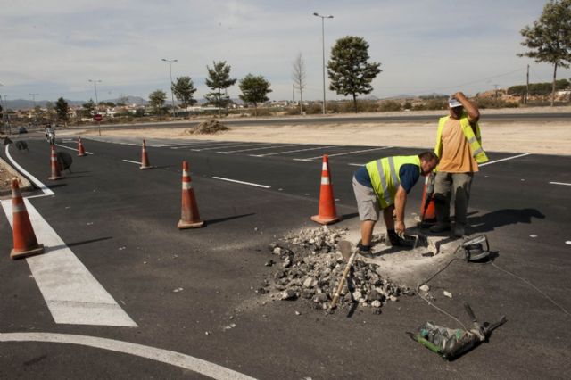 El Ayuntamiento remodela las calles Picos de Europa y Mulhacén - 4, Foto 4