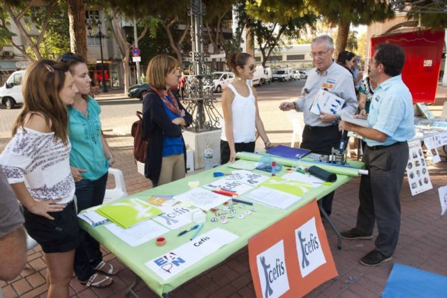 La erradicación de la pobreza centró la jornada solidaria en la Plaza Juan XXIII - 1, Foto 1