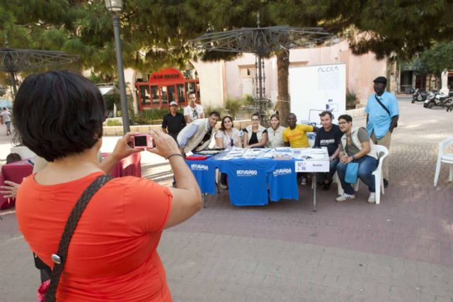 La erradicación de la pobreza centró la jornada solidaria en la Plaza Juan XXIII - 4, Foto 4