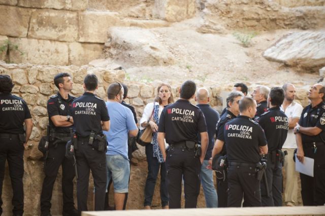 Agentes de la Policía Local aprenden los recorridos turísticos de Cartagena - 3, Foto 3