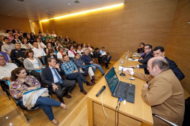 Los jefes del Ayuntamiento se preparan para la modernización de la plantilla - 1, Foto 1