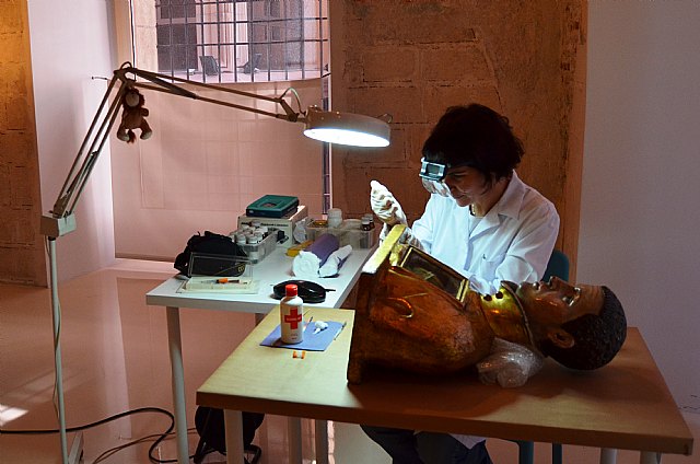 Restauración en directo en el Museo de la Catedral de Murcia - 1, Foto 1