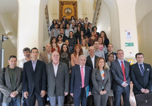 Acto de entrega de diplomas del programa de prácticas rurales y sociosanitarias - 1, Foto 1