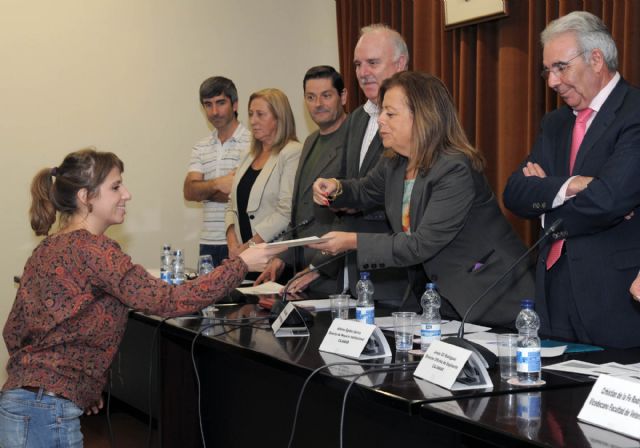 Acto de entrega de diplomas del programa de prácticas rurales y sociosanitarias - 4, Foto 4