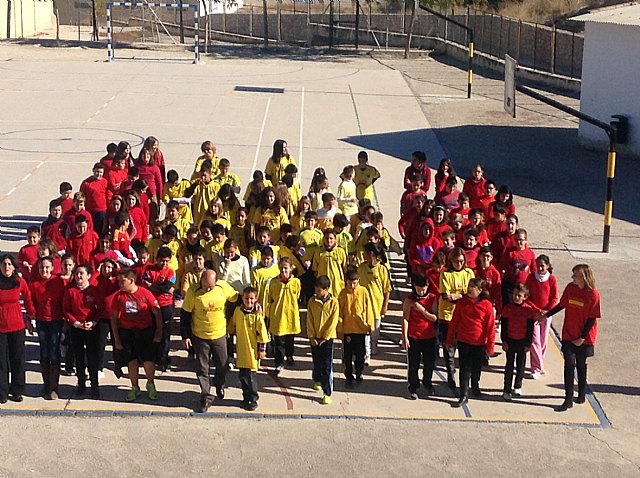 La Consejería de Educación impulsa que los centros escolares de la Región realicen actividades para dar a conocer la Constitución - 2, Foto 2