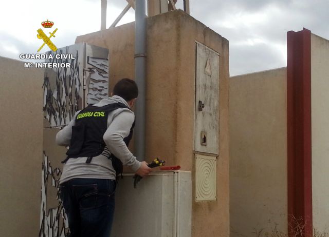 La Guardia Civil detiene a once personas por la sustracción de cableado de cobre de instalaciones eléctricas - 3, Foto 3