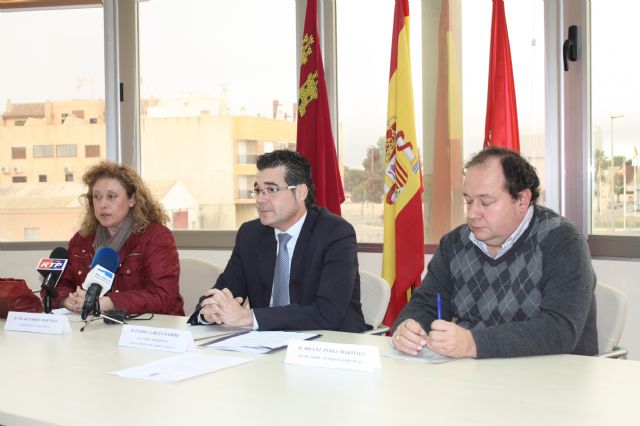 El Ayuntamiento de Torre-Pacheco reparte 52.500 euros con varias asociaciones y entidades para la realización de acciones sociales - 1, Foto 1