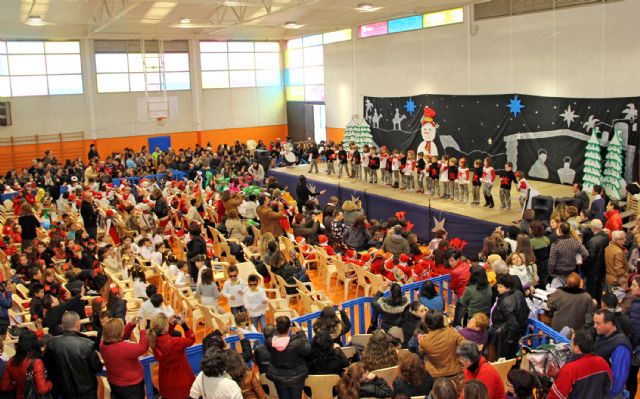 Los alumnos de los colegios de Puerto Lumbreras celebran las tradicionales Fiestas de Navidad - 2, Foto 2