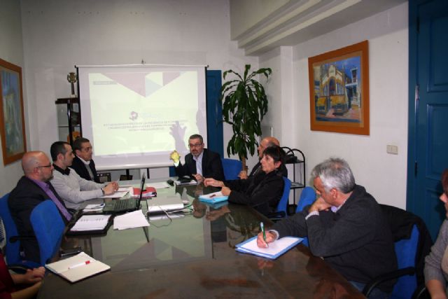 Reunión sobre los episodios de malos olores acaecidos en los pasados días 10 y 13 de enero en Alcantarilla - 2, Foto 2