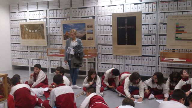 Éxito de visitantes en la exposición conmemorativa del 525 aniversario de los Reyes Católicos en el Reino de Murcia - 3, Foto 3