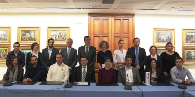 Valcárcel destaca el aumento de la iniciativa empresarial en la Región, que la sitúa entre las de mayor creación de empleo autónomo - 2, Foto 2