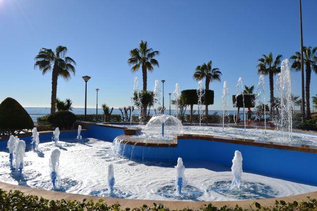 La concejalía de Parques y Jardines rehabilita la fuente de la Plaza Fernando Rey - 2, Foto 2