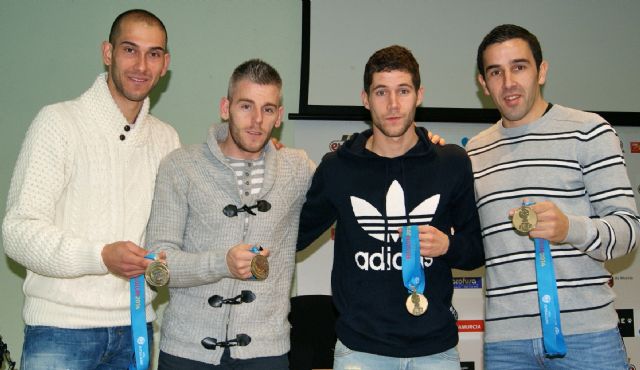 Rafa, José Ruiz, Raúl Campos y Miguelín a tope con ElPozo Murcia FS - 1, Foto 1