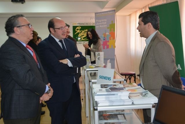 200 alumnos de Formación Profesional entran en contacto con 11 empresas en la jornada ´FP Joven´ de Molina de Segura - 3, Foto 3