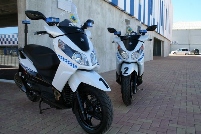 La Policía Local sustituye dos motos antiguas para mejorar la operatividad y ahorrar costes económicos - 1, Foto 1