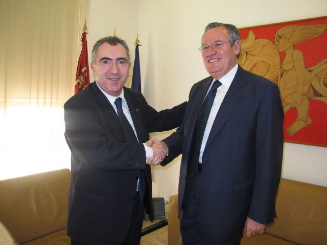 El consejero Manuel Campos recibe al presidente del Consejo Social de la Universidad de Murcia - 1, Foto 1