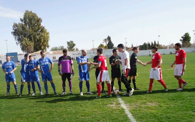 La familia del fútbol regional se une para luchar contra la Violencia - 2, Foto 2