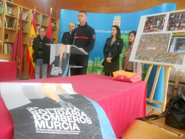 Bomberos de Murcia organizan la III Carrera solidaria a favor de la Fundación Vicente Ferrer - 2, Foto 2