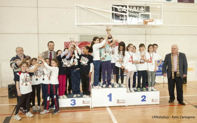 Los benjamines del Narval consiguen el tercer puesto en la regional de Jugando al Atletismo - 4, Foto 4