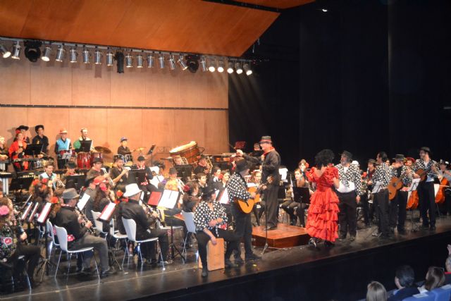 Las bandas de música de Águilas y Cabezo de Torres le ponen ritmo al Carnaval - 1, Foto 1