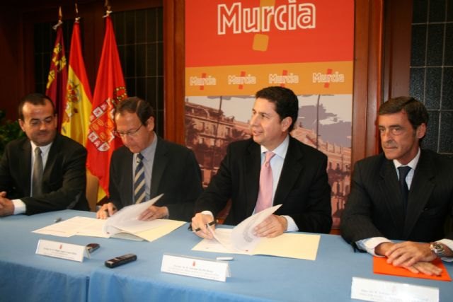 El bono compartido para el transporte público entrará en funcionamiento el próximo verano - 2, Foto 2