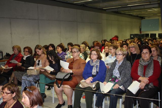 Éxito de participación en la charla de Bernabé Tierno en Torre-Pacheco - 2, Foto 2