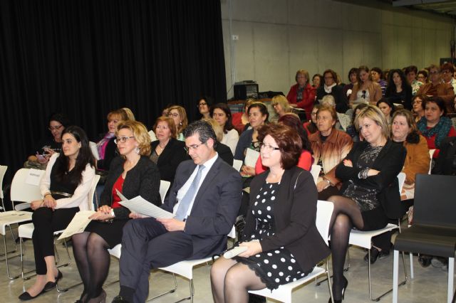 Éxito de participación en la charla de Bernabé Tierno en Torre-Pacheco - 3, Foto 3