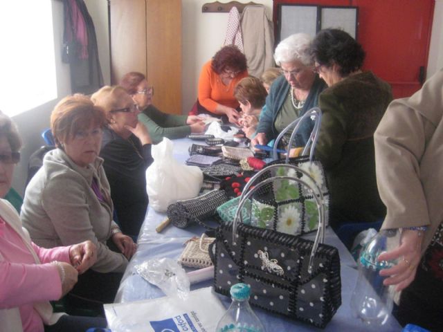 Taller de reciclaje para mayores de la mano del Baúl de la Experiencia - 1, Foto 1