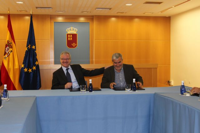 El presidente de la Comunidad recibe al Consejo Rector de la Federación de Cooperativas Agrarias de Murcia - 2, Foto 2