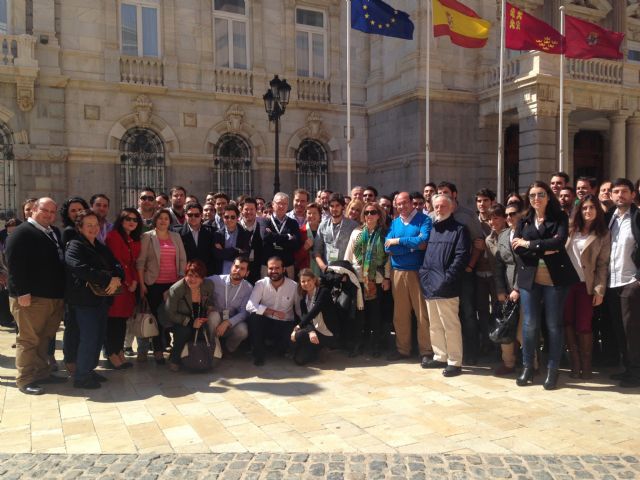 Ramón Luís Valcárcel clausura la Escuela de Formación de Invierno de Nuevas Generaciones - 1, Foto 1