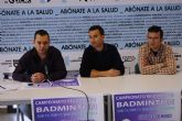 Los mejores jugadores veteranos y jvenes de bdminton buscan el ttulo regional en Las Torres de Cotillas