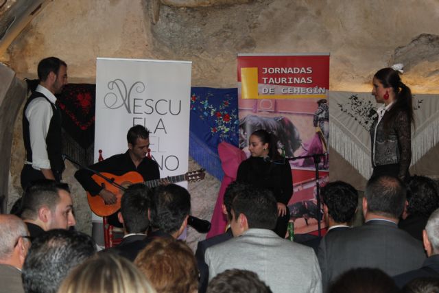 El II Concurso de Toreo de Salón y la entrega de los premios 'Coso ceheginero' prosiguen las Jornadas Taurinas - 3, Foto 3