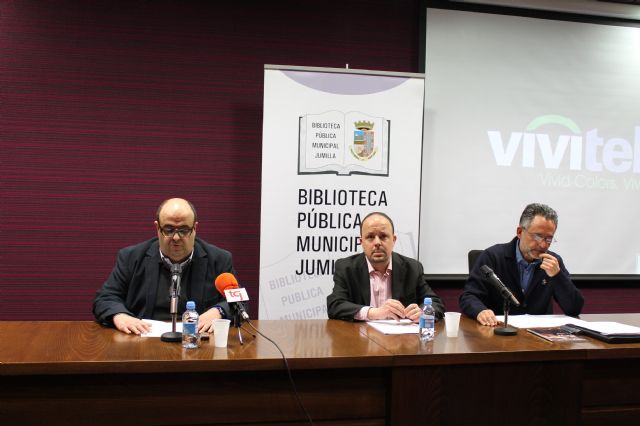 Guillermo Paterna y Francisco José Peña desvelan en Jumilla la tradición que une a los pueblos del tambor de España - 2, Foto 2