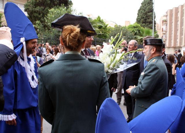 La Guardia Civil escolta el paso del Cristo del Amor en su procesión del Viernes de Dolores 2014 - 3, Foto 3