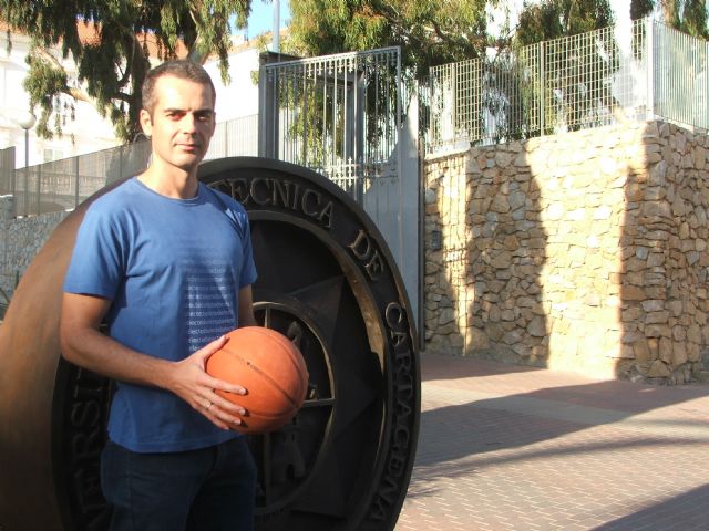  José Antonio Martínez, en el Rectorado de la UPCT, Foto 1