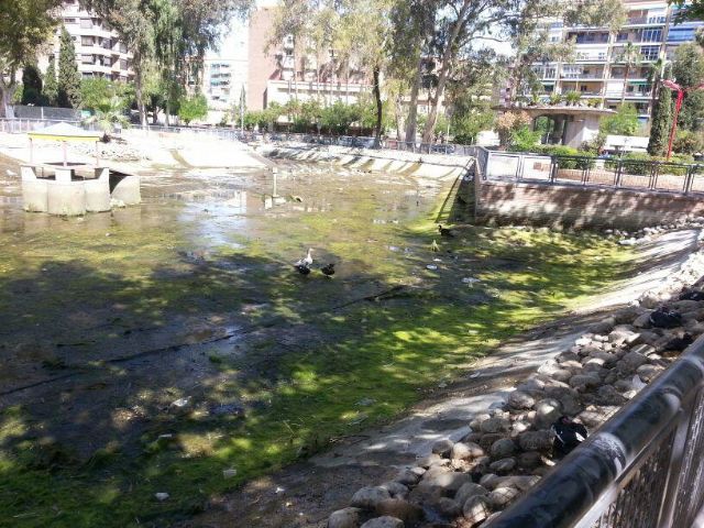 Medio Ambiente inicia el vaciado y limpieza de lagos - 2, Foto 2