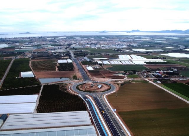 La Red de Carreteras de la Comunidad registró un incremento de tráfico del 12 por ciento en el Puente de Mayo - 1, Foto 1