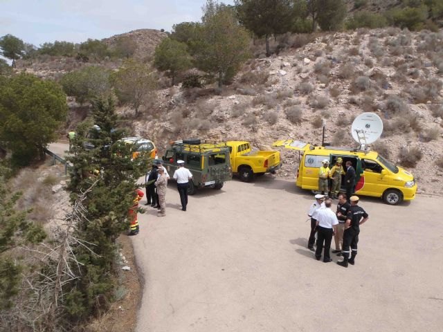 Efectivos del Plan Infomur, la UME y la Armada participan en un simulacro de incendio forestal en La Algameca - 2, Foto 2