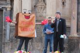 El II Encuentro de Alumnos de Religin de 6de Primaria rene a 1.500 niños en la plaza del Cardenal Belluga