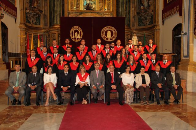 Los alumnos de Criminología de la UCAM reciben sus becas y diplomas - 2, Foto 2