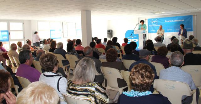 El Partido Popular de Puerto Lumbreras celebra un acto sectorial con personas mayores en el Centro de la 3ª Edad Vicente Ruiz Llamas - 2, Foto 2
