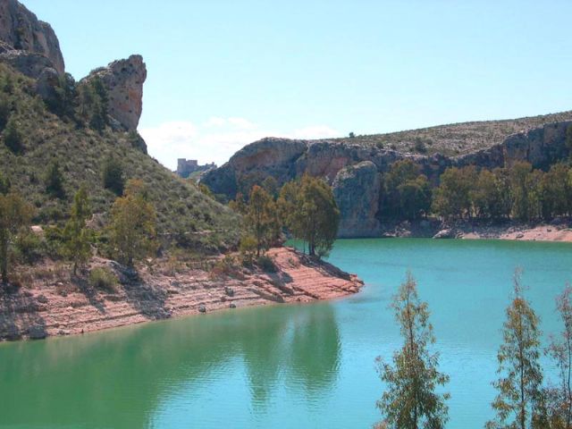 Piragüismo y escalada deportiva para jóvenes con el T-La de Primavera - 1, Foto 1