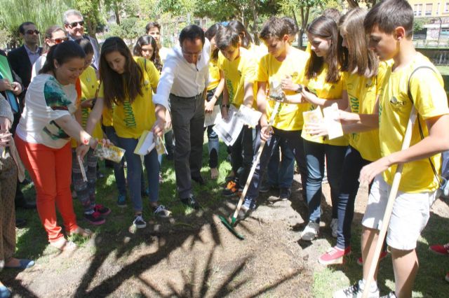 El Alcalde se suma al Día de la Ilusión - 1, Foto 1