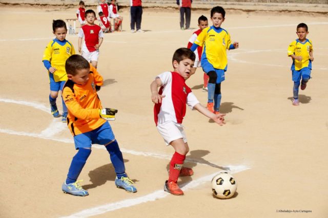 Comienzan los play off de la liga local de fútbol base - 4, Foto 4