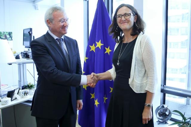 El presidente Valcárcel traslada a la comisaria Malmström la complicada situación migratoria que viven las ciudades españolas de Ceuta y Melilla - 1, Foto 1