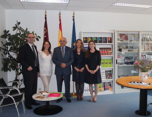 El presidente de la Comunidad, Alberto Garre, visita la Oficina de la Región de Murcia en Bruselas - 1, Foto 1